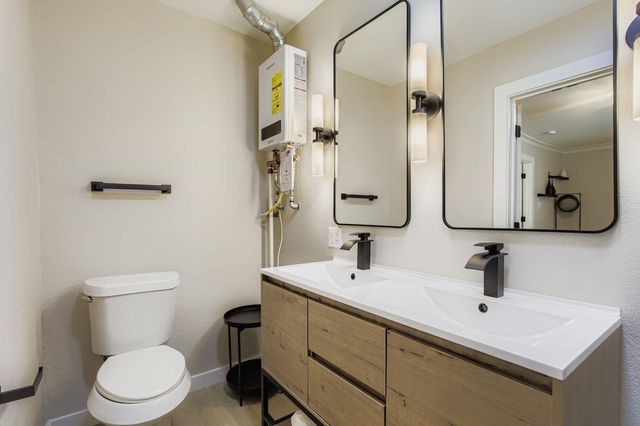 4005 Maury Street, Houston, TX 77009