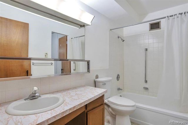 9340 E Center Avenue 8A, Denver, CO 80247