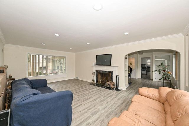 5340 W Melvina STREET, Milwaukee, WI 53216