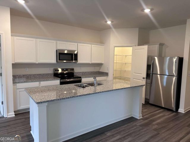 298 Bandimere Pkwy, Dallas, GA 30157