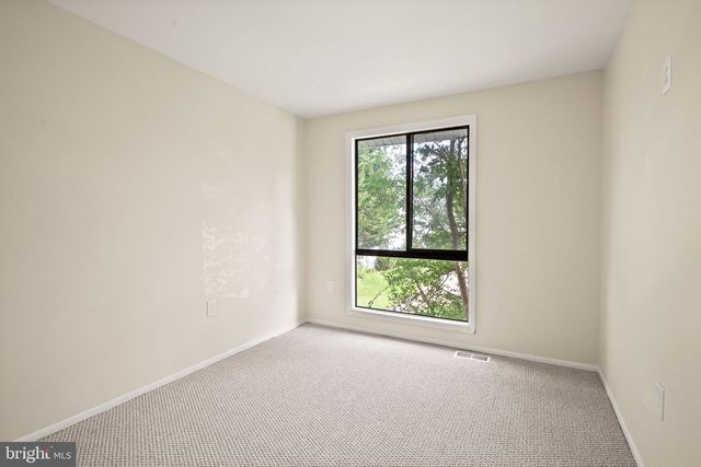 46 SIMEON LN, Sterling, VA 20164