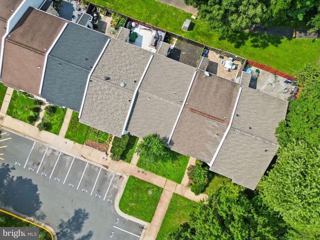 46 SIMEON LN, Sterling, VA 20164