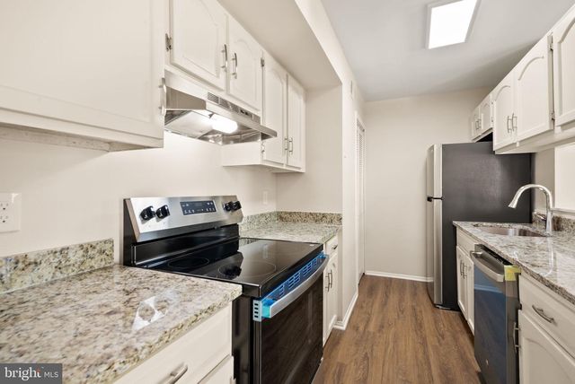 46 SIMEON LN, Sterling, VA 20164