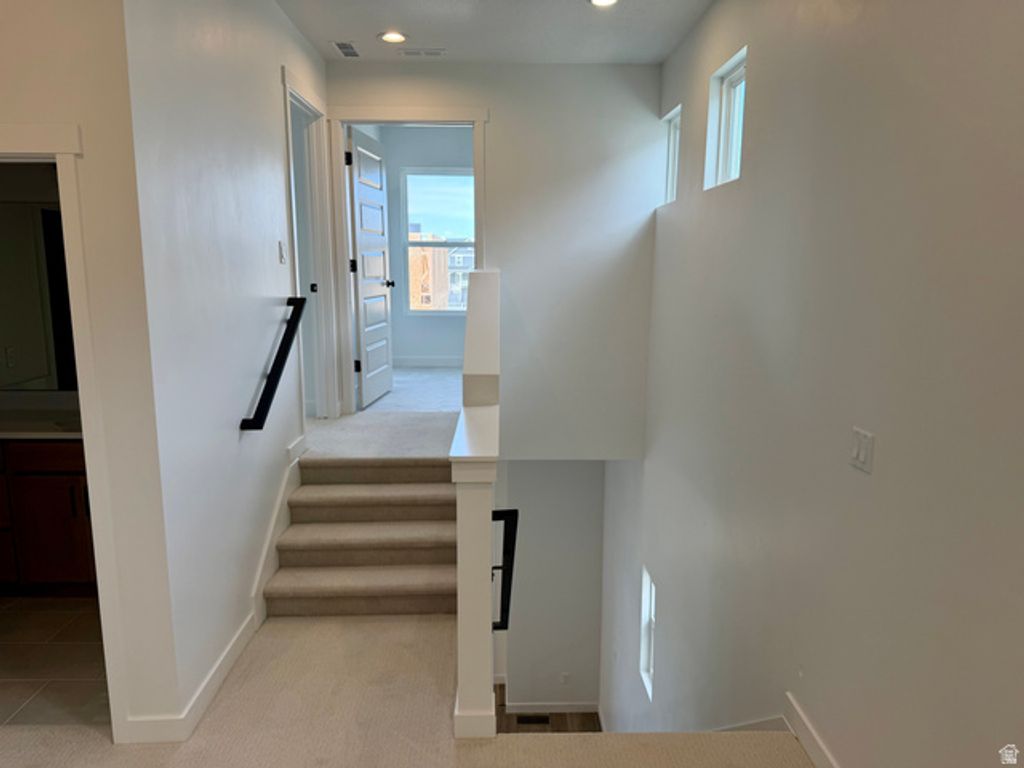 Image 8 of property listing at 7029 W LAKE AVE, South Jordan, UT 84009