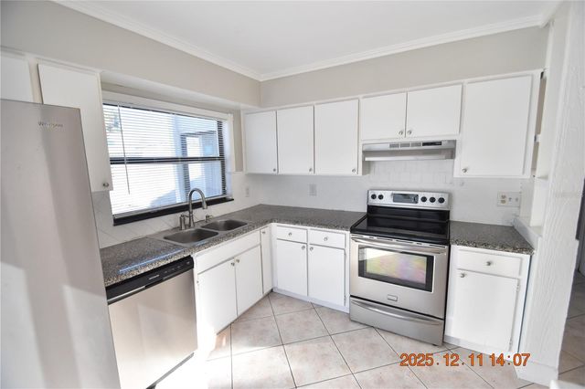 10541 PARKCREST DRIVE, Tampa, FL 33624