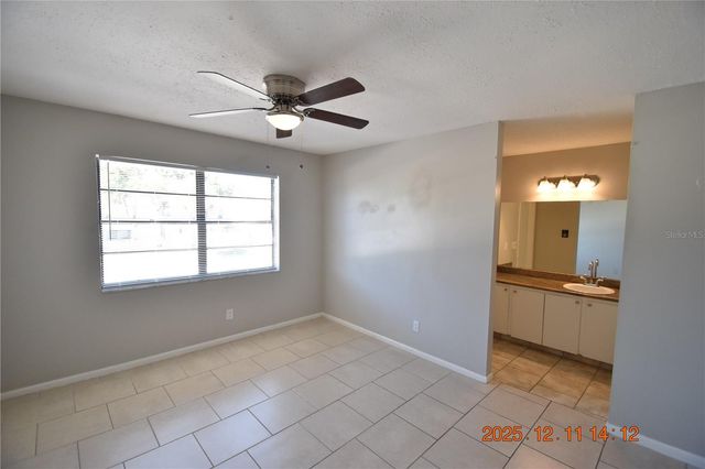 10541 PARKCREST DRIVE, Tampa, FL 33624