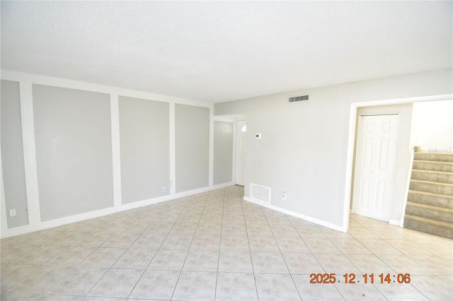 10541 PARKCREST DRIVE, Tampa, FL 33624