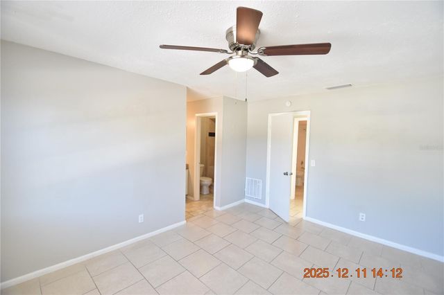 10541 PARKCREST DRIVE, Tampa, FL 33624