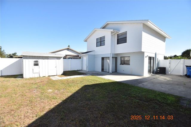 10541 PARKCREST DRIVE, Tampa, FL 33624