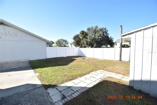 10541 PARKCREST DRIVE, Tampa, FL 33624