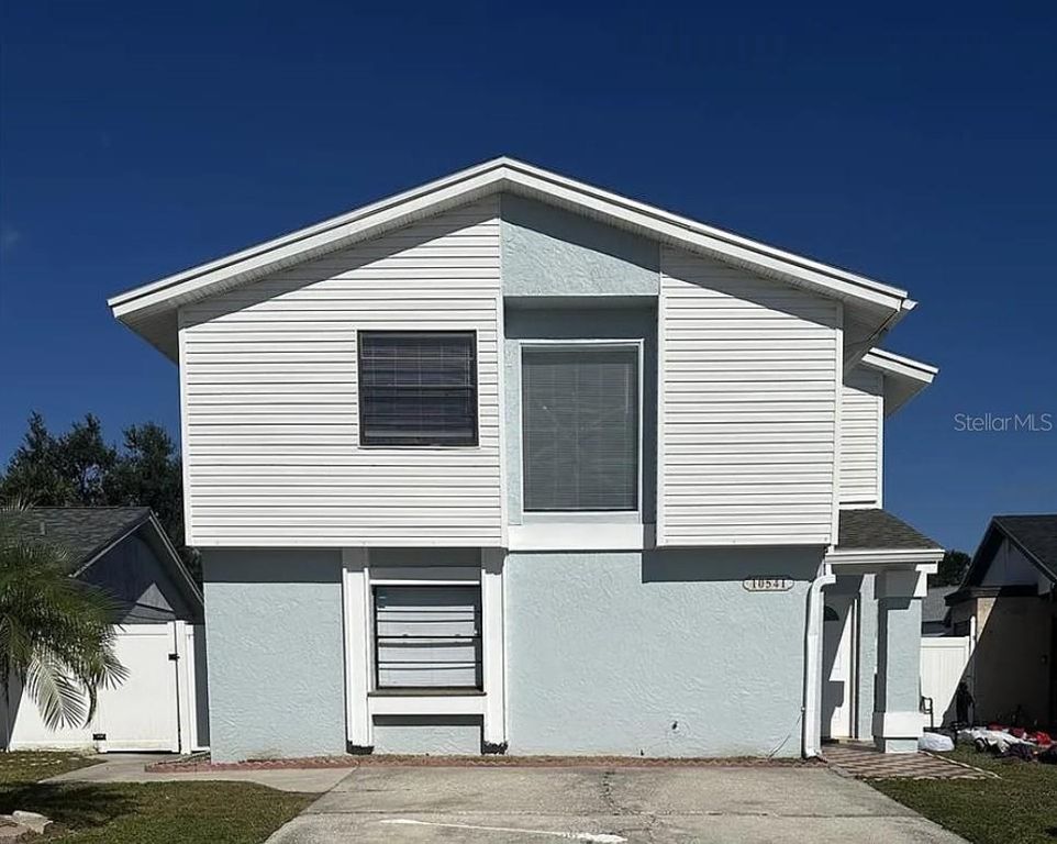 10541 PARKCREST DRIVE, Tampa, FL 33624