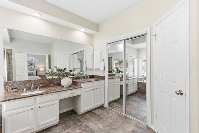 9813 Cliffside Drive, Irving, TX 75063