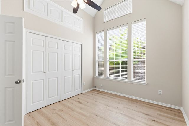 9813 Cliffside Drive, Irving, TX 75063