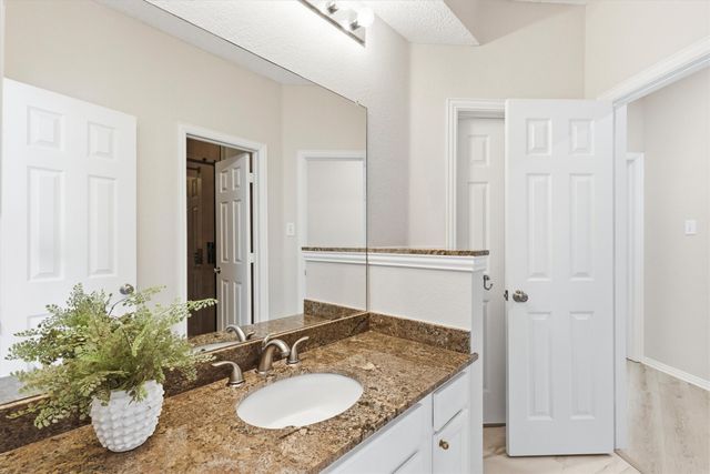 9813 Cliffside Drive, Irving, TX 75063