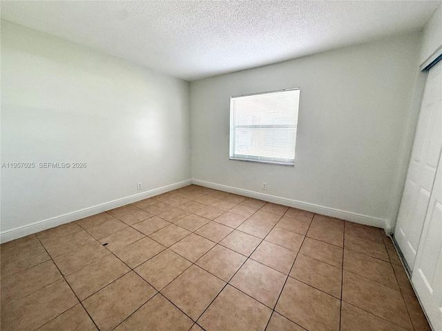 1491 NW 20th St 1, Fort Lauderdale, FL 33311