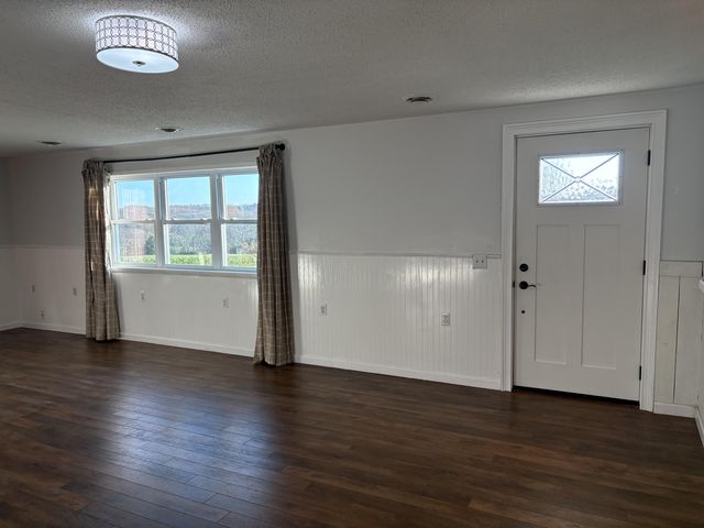 2179 Cantrell Road, Mansfield, MO 65704