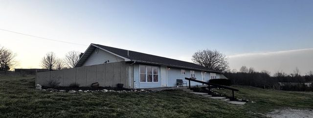 2179 Cantrell Road, Mansfield, MO 65704