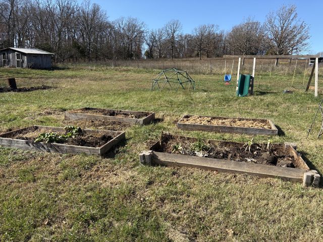 2179 Cantrell Road, Mansfield, MO 65704