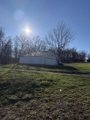 2179 Cantrell Road, Mansfield, MO 65704