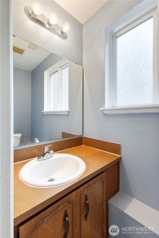 11208 148th Street E, Puyallup, WA 98374