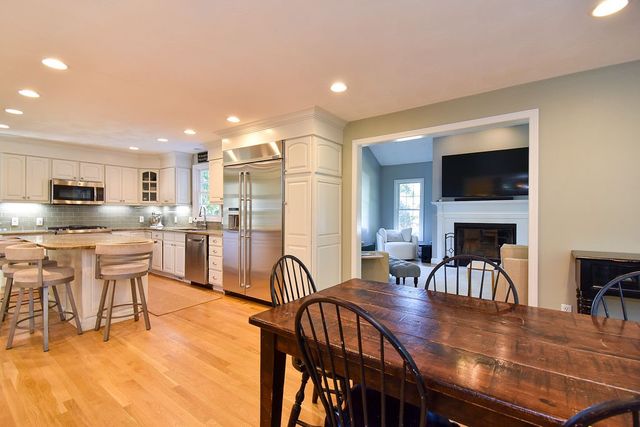 45 Country Lane, Warwick, RI 02886