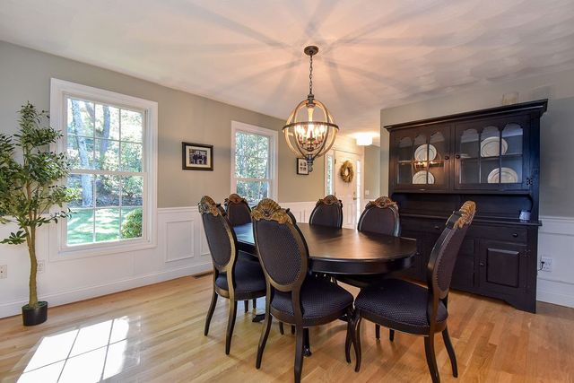 45 Country Lane, Warwick, RI 02886