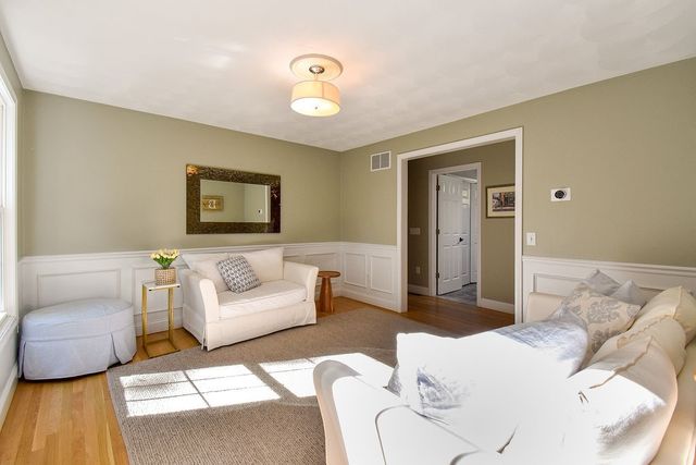 45 Country Lane, Warwick, RI 02886