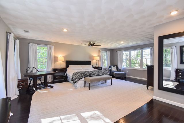 45 Country Lane, Warwick, RI 02886