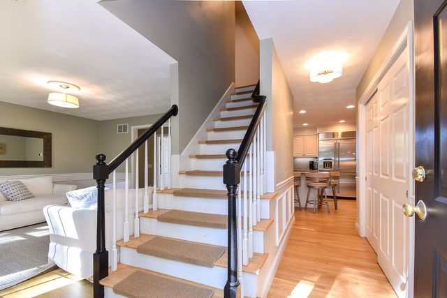 45 Country Lane, Warwick, RI 02886