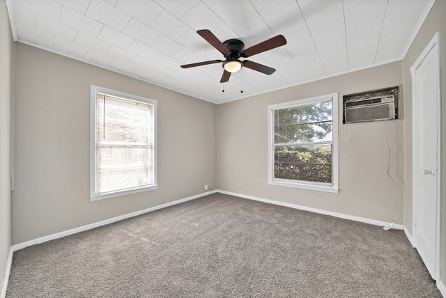 2309 8th Avenue, Fort Worth, TX 76110