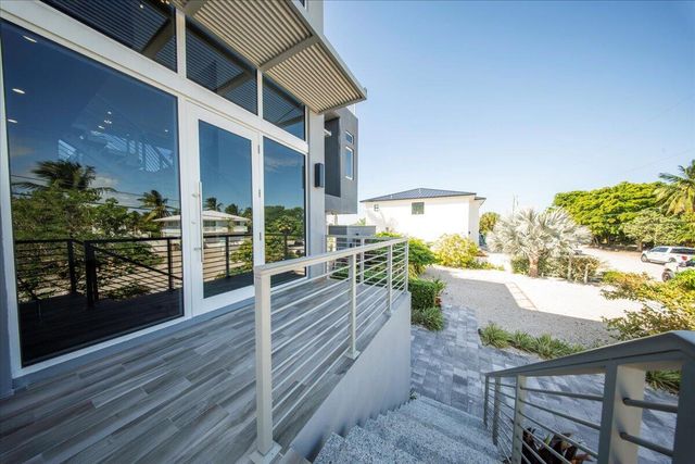 E 118 Avenue E, Marathon, FL 33050