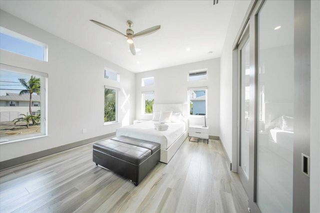 E 118 Avenue E, Marathon, FL 33050