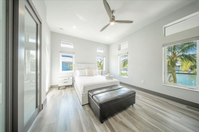 E 118 Avenue E, Marathon, FL 33050