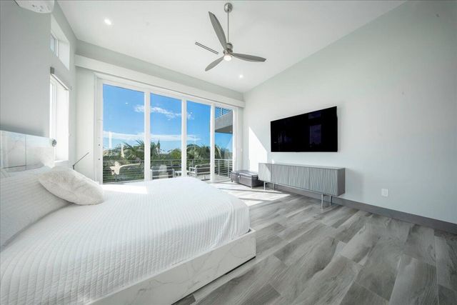 E 118 Avenue E, Marathon, FL 33050