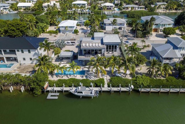 E 118 Avenue E, Marathon, FL 33050