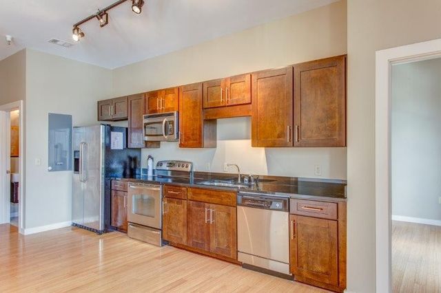 1706 18th Ave S Ste 212, Nashville, TN 37212