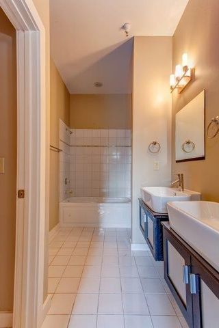 1706 18th Ave S Ste 212, Nashville, TN 37212