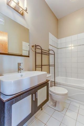 1706 18th Ave S Ste 212, Nashville, TN 37212