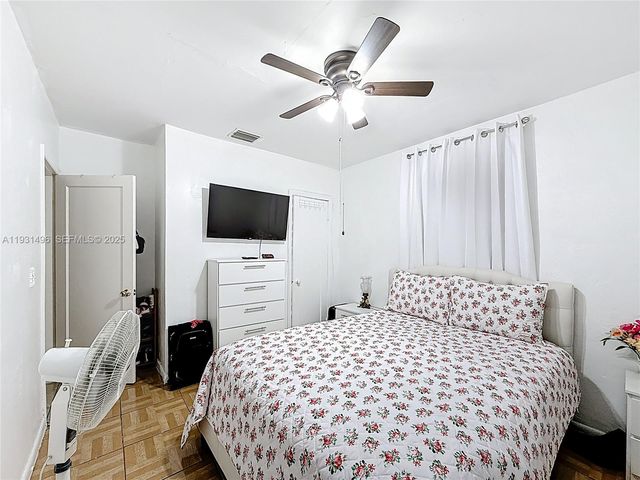 1860 NW 127th St, Miami, FL 33167