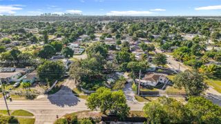 1860 NW 127th St, Miami, FL 33167