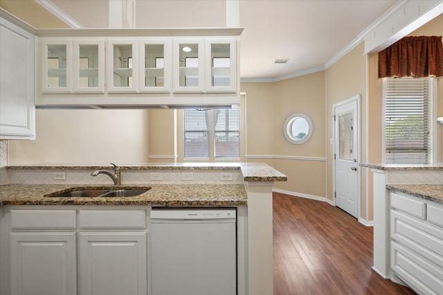 1106 Brook Arbor Drive, Mansfield, TX 76063