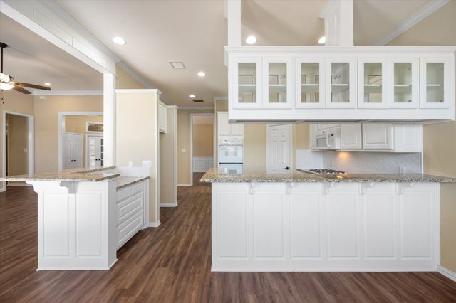 1106 Brook Arbor Drive, Mansfield, TX 76063