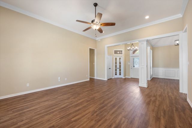 1106 Brook Arbor Drive, Mansfield, TX 76063