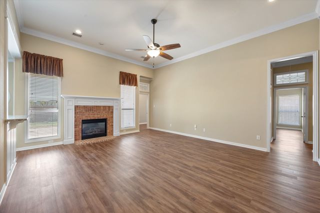 1106 Brook Arbor Drive, Mansfield, TX 76063
