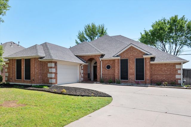 1106 Brook Arbor Drive, Mansfield, TX 76063