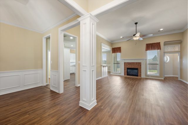 1106 Brook Arbor Drive, Mansfield, TX 76063