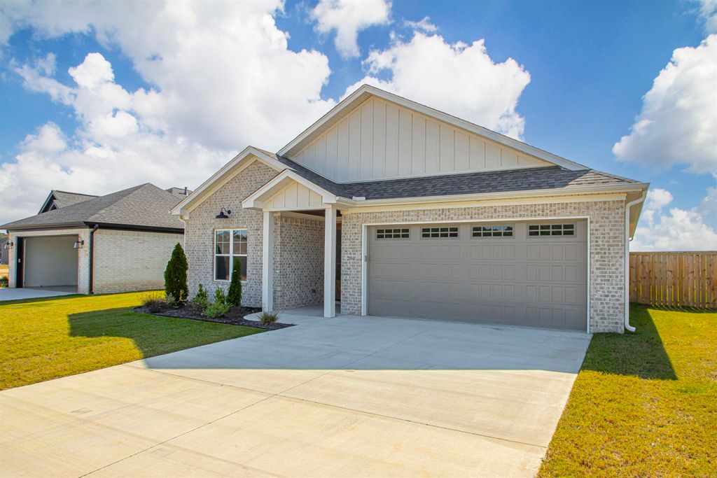 21041 Kinsley Lane, Hensley, AR 72065