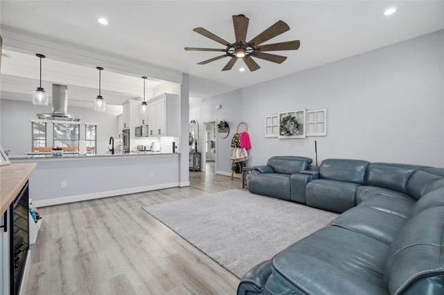 615 Lilley Road, Alvin, TX 77511