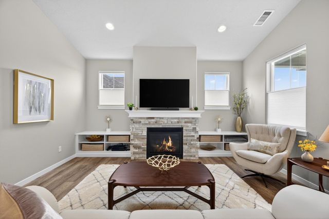 22730 E WELLINGTON Pkwy, Liberty Lake, WA 99019