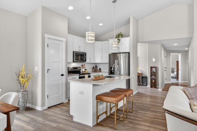 22730 E WELLINGTON Pkwy, Liberty Lake, WA 99019